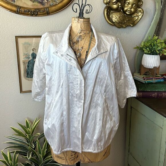 LAL Live A Little White Shiney Collard Zip Up Blazer Blouse sz 1X Career - Picture 1 of 8